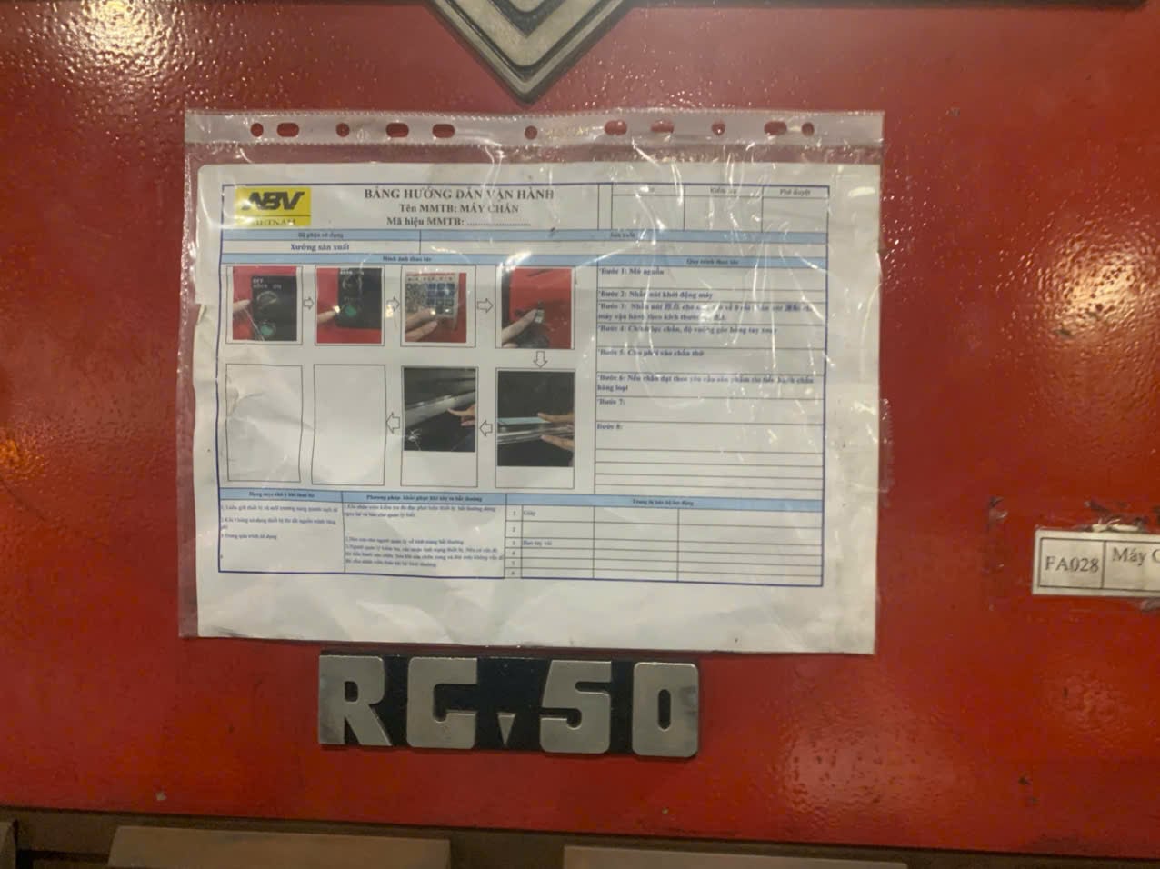 Work instruction posted on machine.jpg